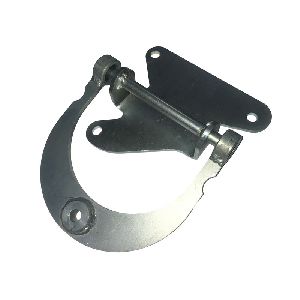 Кронштейн тяги КПП с осью и скобой в сборе 6520