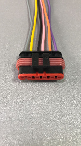 Колодка проводов (задних фонарей) ЕВРО 4,5 (6 проводов) овальная (фонарь 112.08.69)