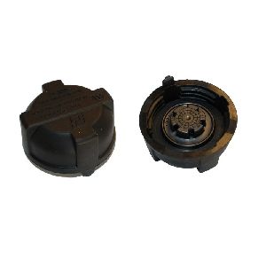 Крышка расширительного бачка пласт. 6520 (Технотрон) (с клапаном)