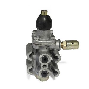 Клапан включения делителя