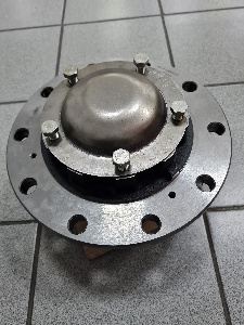 яяСтупица полуприцепа лесовоза ,трубовоза 43114