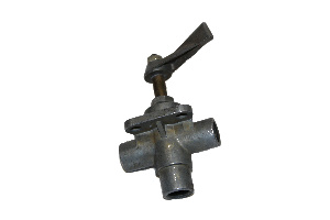 Кран топлива с бака на бак распределительный