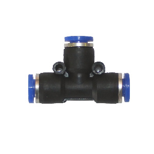 Фитинг тройник 06 мм