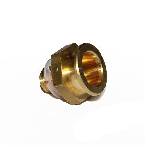 Штуцер топливный  14х1.5 (5846015949)