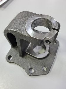 Кронштейн задней рессоры передний 5425