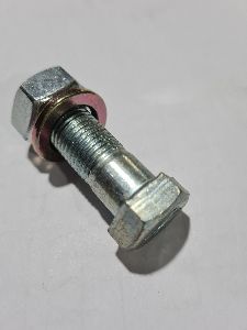 Болт межосевого кардана в сборе М14х40