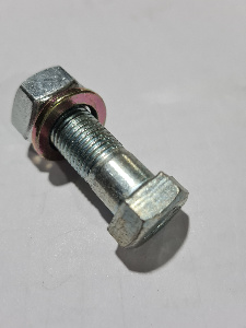 Болт межосевого кардана в сборе М14х40