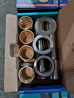 Шкворень 6520 полный сбор (шкворень,втулки,подшипник,шайбы) на одну ось