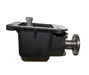 Опора рычага крышки КПП