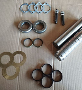 Шкворень 53205 полный сбор (шкворень,втулки,подшипник,шайбы) на одну ось