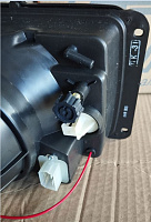 Фара ЕВРО  в сборе (гладкое стекло) (АВТО-УНИВЕРСАЛ XXI ВЕК) с ДХО